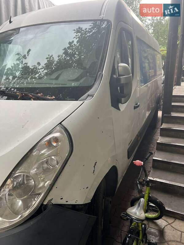 Грузовой фургон Renault Master 2013 в Луцке