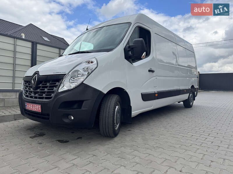 Грузовой фургон Renault Master 2018 в 