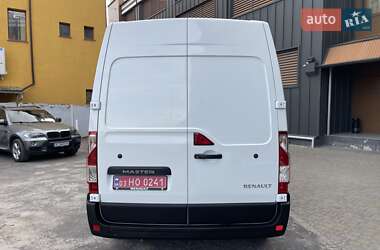 Грузовой фургон Renault Master 2020 в 