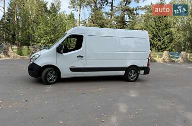 Грузовой фургон Renault Master 2016 в 
