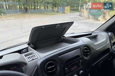 Грузовой фургон Renault Master 2016 в 