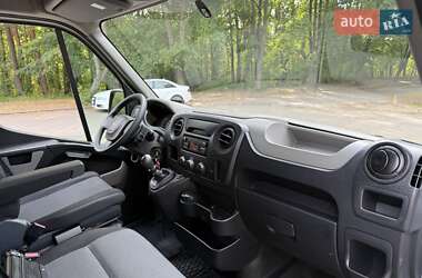 Грузовой фургон Renault Master 2016 в 