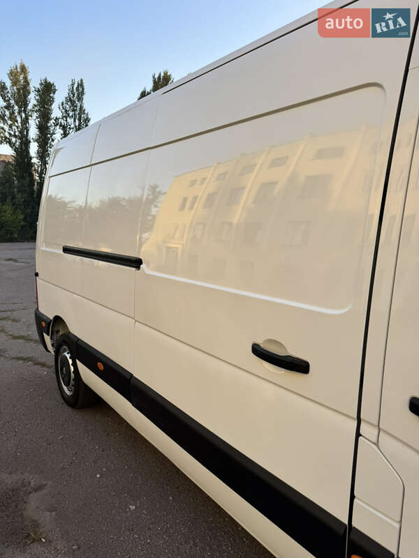 Грузовой фургон Renault Master 2020 в Киеве