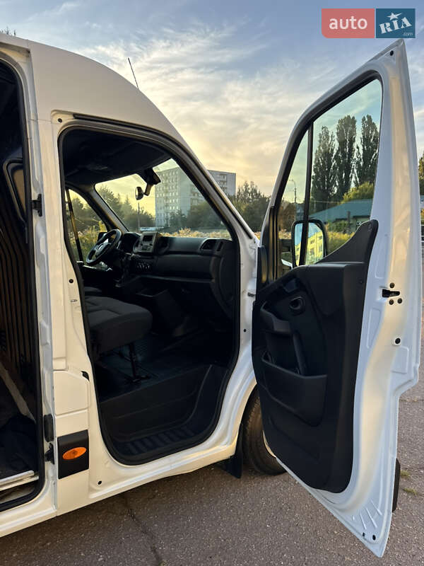 Грузовой фургон Renault Master 2020 в Киеве