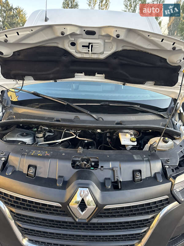 Грузовой фургон Renault Master 2020 в Киеве