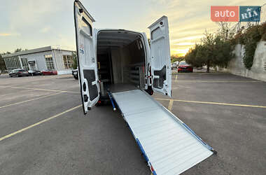 Грузовой фургон Renault Master 2021 в 