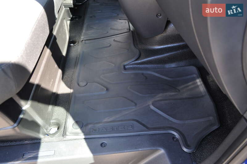 Грузовой фургон Renault Master 2021 в Киеве