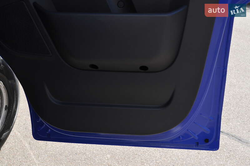 Грузовой фургон Renault Master 2021 в Киеве