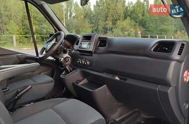 Грузовой фургон Renault Master 2020 в 