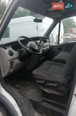 Грузовой фургон Renault Master 2006 в 