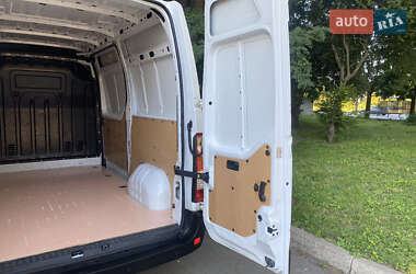 Грузовой фургон Renault Master 2018 в 
