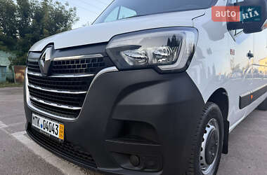 Грузовой фургон Renault Master 2021 в 