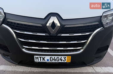 Грузовой фургон Renault Master 2021 в 