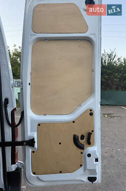 Грузовой фургон Renault Master 2021 в 