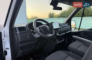 Грузовой фургон Renault Master 2021 в 