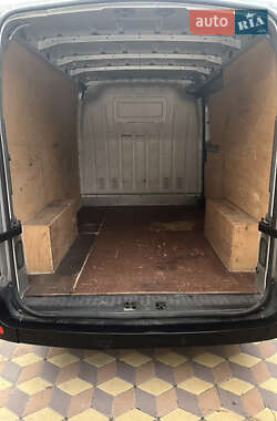 Грузовой фургон Renault Master 2014 в 