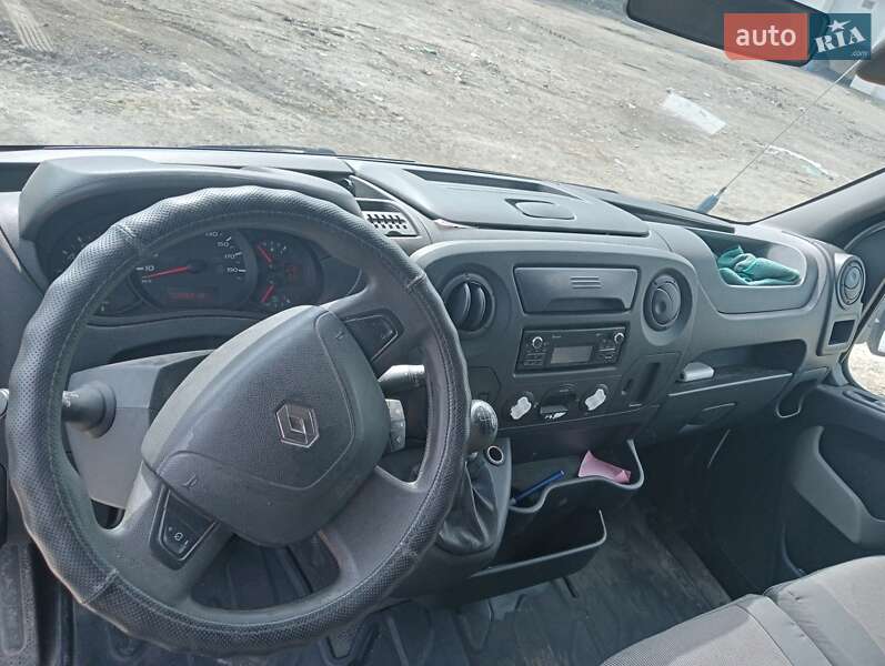 Вантажний фургон Renault Master 2018 в Самборі
