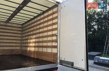 Грузовой фургон Renault Master 2018 в 