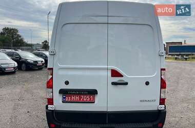 Грузовой фургон Renault Master 2022 в 