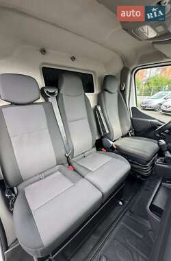 Грузовой фургон Renault Master 2022 в 