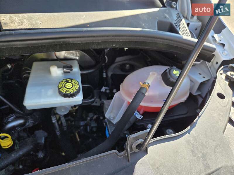 Грузовой фургон Renault Master 2020 в Днепре