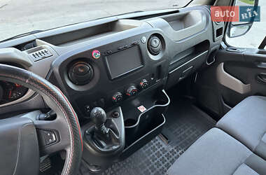 Грузовой фургон Renault Master 2016 в 