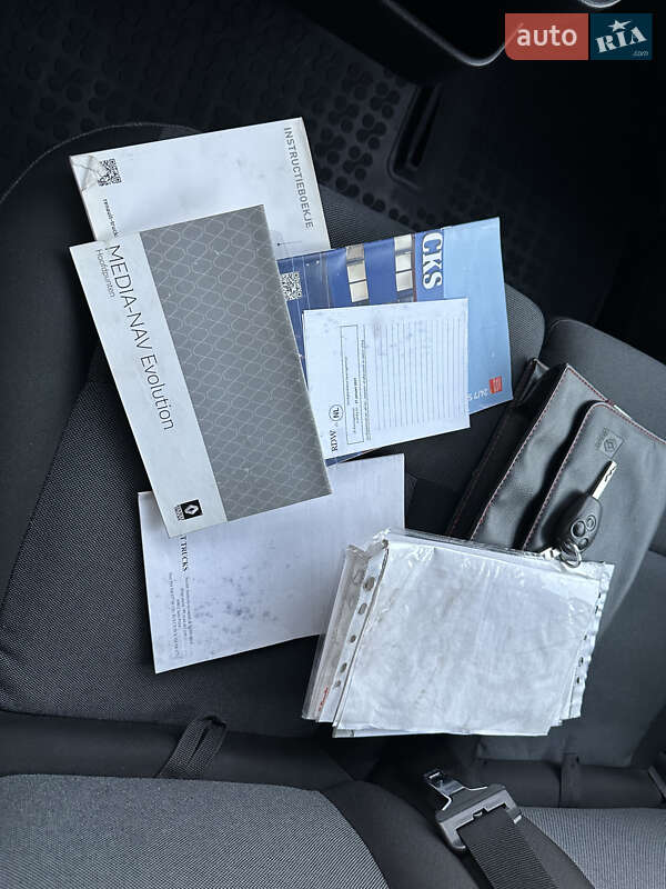 Грузовой фургон Renault Master 2016 в Киеве