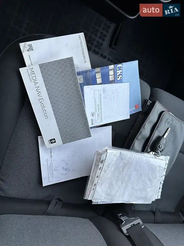 Грузовой фургон Renault Master 2016 в Киеве документ