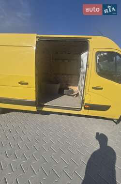 Вантажний фургон Renault Master 2017 в 