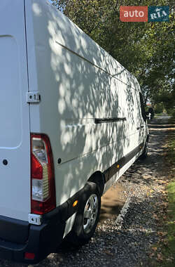 Грузовой фургон Renault Master 2016 в 