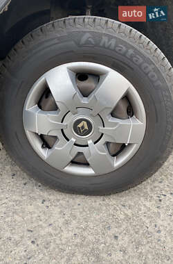 Автовоз Renault Master 2016 в Ровно