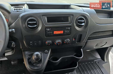 Грузовой фургон Renault Master 2018 в 