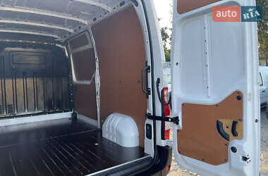 Грузовой фургон Renault Master 2021 в 