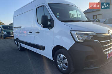 Грузовой фургон Renault Master 2021 в 
