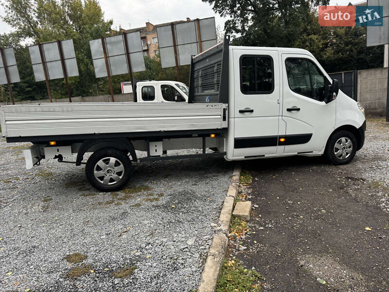 Грузовой фургон Renault Master 2015 в Ровно