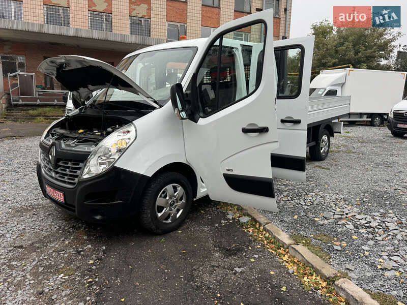 Грузовой фургон Renault Master 2015 в Ровно
