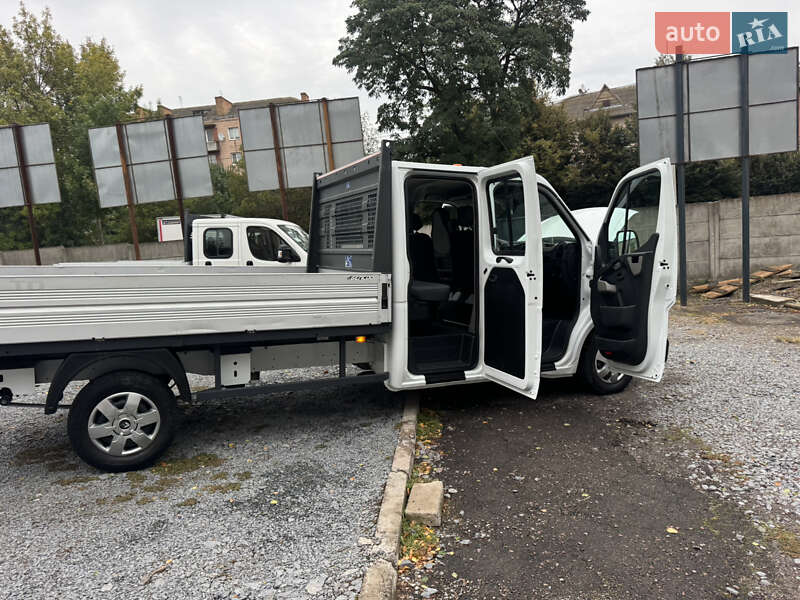Грузовой фургон Renault Master 2015 в Ровно