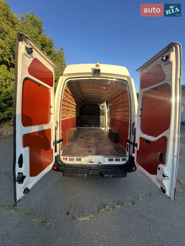 Вантажний фургон Renault Master 2018 в Києві