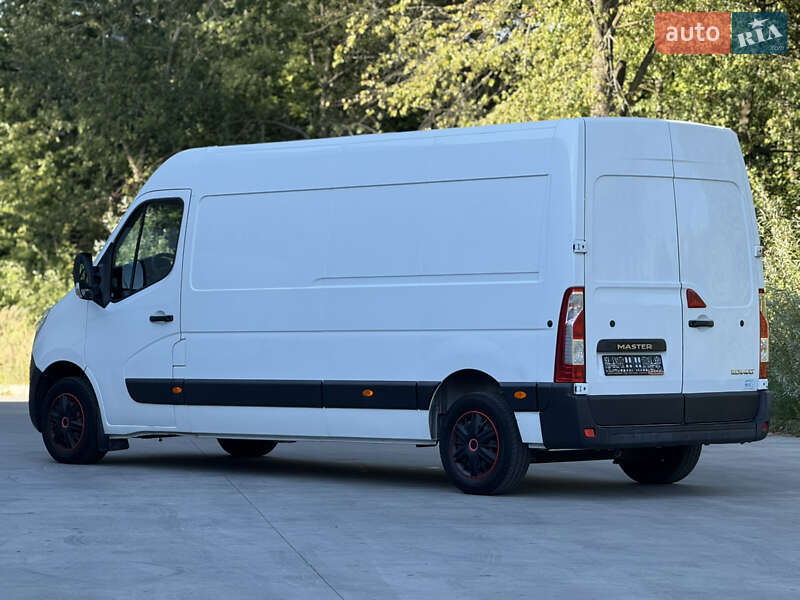 Грузовой фургон Renault Master 2017 в Дрогобыче