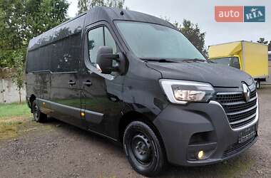 Грузовой фургон Renault Master 2019 в 