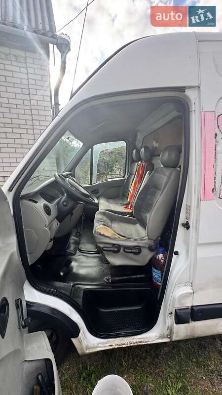 Грузовой фургон Renault Master 2006 в Киеве