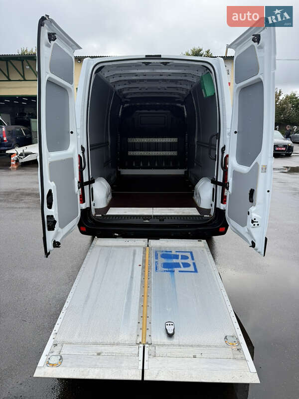 Грузовой фургон Renault Master 2021 в Луцке