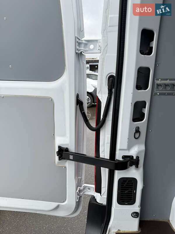 Грузовой фургон Renault Master 2021 в Луцке