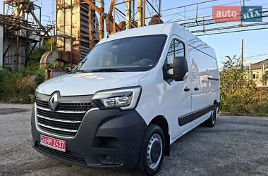 Грузовой фургон Renault Master 2021 в 