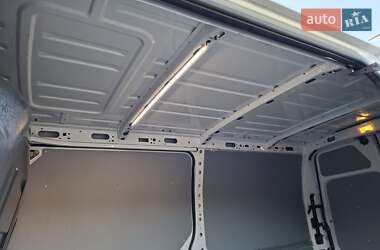 Грузовой фургон Renault Master 2021 в 