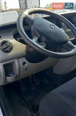 Грузовой фургон Renault Master 2008 в 