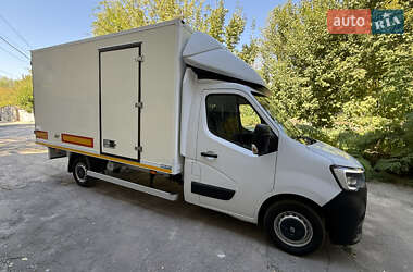 Грузовой фургон Renault Master 2020 в 