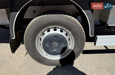Грузовой фургон Renault Master 2020 в 