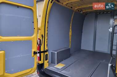 Грузовой фургон Renault Master 2020 в 