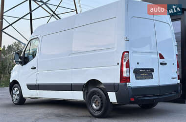Грузовой фургон Renault Master 2014 в 